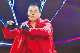 蔡头生前赚7栋豪宅，破产后赔掉1.7亿，最想感谢费玉清和吴宗宪图片