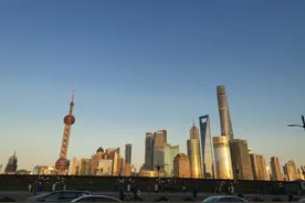 全国最“有钱”的30座城市！北京22万亿，广州8万亿图片