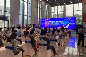 “创意花城”号广州黄埔版权动漫专列首发！图片