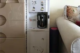 家里有饮水机，一定要及时清洗这3个地方！不然水比马桶水还脏图片