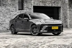 新车 | 燃油/混动齐上阵，共推出5款车型，新款领克03家族正式上市图片