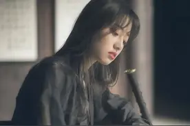 女人舍不得你，放下你的几种表现图片