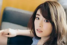日本女星—泉里香图片
