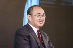 潘石屹甩卖！7折出售北京上海3.2万平房源，SOHO中国股价盘中暴涨图片