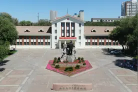 受到总书记接见 石河子三代军垦人代表备受鼓舞图片