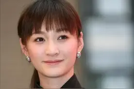 李小冉：被富豪折磨近10年，为鄢颇流产2次，男闺蜜砸5亿甘心接盘图片