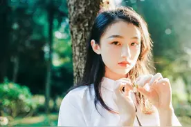 故事：失恋上酒吧买醉，意外扑倒闺蜜弟弟，第二天他黏着我要负责图片