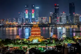 “五一”假期看南昌︱文化地标滕王阁夜景美轮美奂图片
