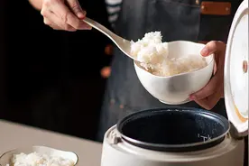 世界卫生组织呼吁：停止用电饭煲，可能会诱发肝癌？实验出结果图片