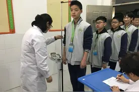 3个信号，暗示孩子“骨骼线”将要闭合，父母及时补救娃还能长高图片
