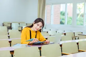 中国美女坚决嫁给老外，最后后悔图片