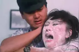 影视剧中令人“胆颤”的假戏真做，是真敬业?还是借戏真“霸凌”?图片