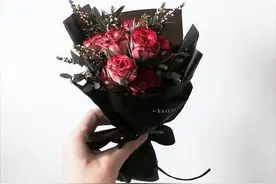 “很高级的深情告白句子，无一爱字却句句深情”图片