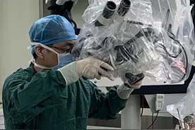 新技术 | 哈医大一院神经外科刘利教授团队双镜联合微血管减压巧治面肌痉挛合并顽固性高血压病图片