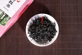 红茶到底有没有保质期，放了三年还能喝吗？今天一次弄清楚图片