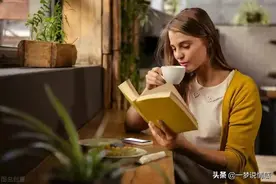 为何有越来越多的年轻姑娘，喜欢与年过50的男人谈恋爱？图片