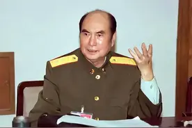96年，一战士在五台山出家，张万年上将亲自上山劝他还俗图片
