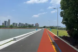 AI赋能 智慧步道为市民提供科技健身体验图片
