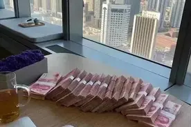 一个没有经济基础的男人是不会有尊严的，因为人性是残酷的图片