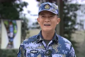 《火蓝刀锋》谁才是军营中的兵王图片