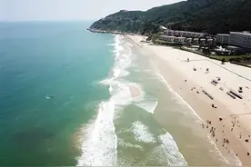 又是离岸流！游客1人遇难1人失踪，遇到“吃人”的海浪如何自救图片