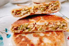 夏天不懂吃这菜就亏了，称为“夏季一宝”，做成馅饼，孩子超爱吃图片