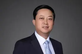 云南穷小子，14岁赚1万元，身家71亿，给前妻20亿分手费图片