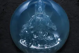德艺琳翡翠玉雕作品——《水月观音》图片
