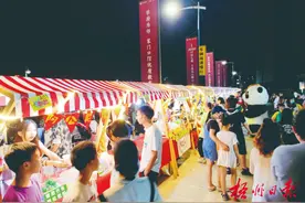 “人间烟火”or“乌烟瘴气”？市民对梧州这些“网红夜市”有不同的声音图片