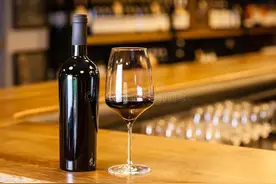 喝红酒、吃洋葱木耳真的可以软化血管吗？药师：别被忽悠了图片