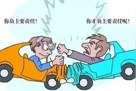 开车只买交强险就够了，买商业保险就是浪费钱？图片