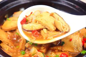人到中年，别太节俭，这4样“高蛋白”食物该吃就吃，提高免疫力图片