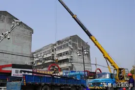 利民桥东侧将搭建钢便桥 方便居民临时通行图片