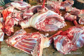买羊肉时，只要有这3个特征，再便宜也别要，肉店老板：这是行家图片
