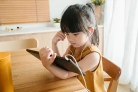 未成年人模式由APP扩至移动终端！网信办未成年人网络保护新规有这些图片