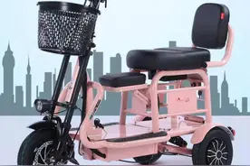 广东新出的“载娃三轮车”，安全防滑，适合二胎宝妈出行图片