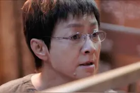 《熟年》仅播1集，好评不断，冲到榜一，央视这次“赢麻了”图片