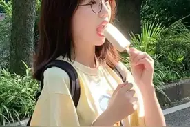 日常｜邻居小妹妹真是从小甜到大图片