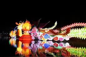 走！去贵州施秉玩夜漂、看灯会图片
