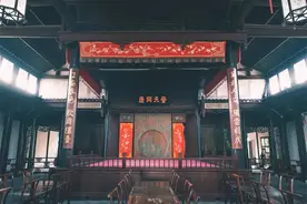 军机大臣向“谭贝勒”请安图片