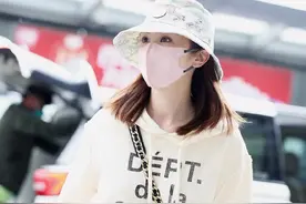 《浪姐》第三季实锤四位女星，两人已现身机场，韩国女星确定加盟图片
