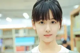 陈都灵的学生时代穿搭太唯美了吧图片