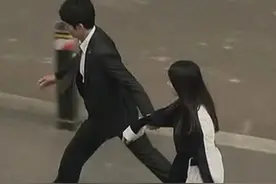 “我故意惹女友生气，为了不想跟她说话”图片
