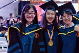 “再发达也用不上这么多大学生”，复旦教授的话很扎心，却也现实图片