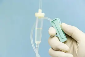 为什么有人化疗副作用大？有的却很小？副作用越大证明疗效越好吗图片