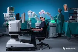 最新！腹腔镜手术机器人用于妇科手术图片