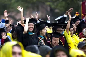 美国留学生爆料：全班70％是中国学生，像在国内读大学图片