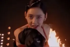 全网唯一“唱跳双废”还被溺爱的女明星，找到了图片