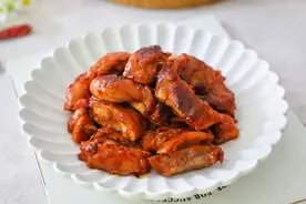冬天鸡肉这样做，孩子每周都想吃，不炖不油炸，鲜嫩入味，嘎嘎香图片