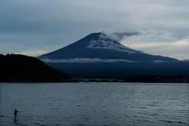 岩浆正大规模“膨胀”，喷火口增多近6倍，日本富士山恐将喷发？图片